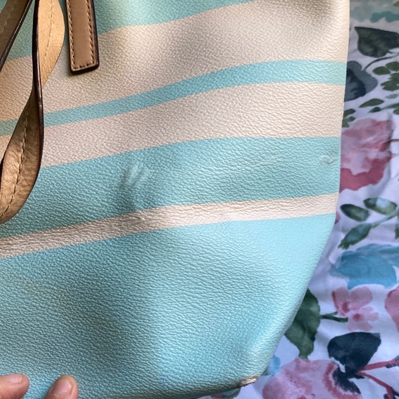 LAST CHANCE BAG‼️ Kate Spade Mint and Beige Striped Tote - Picture 4 of 11